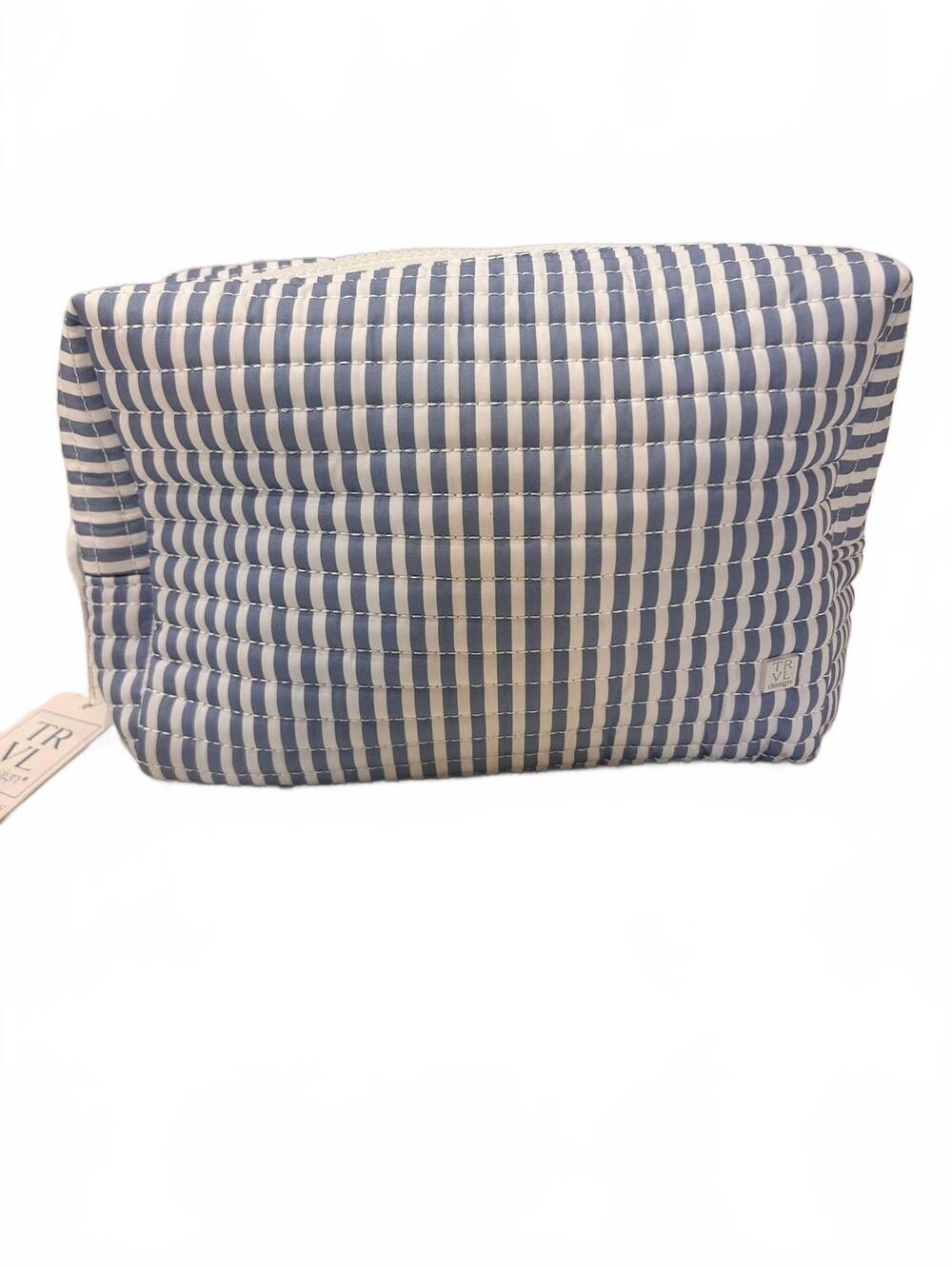 NEW TRVL DESIGN women's chambray quilted everyday bag in blue